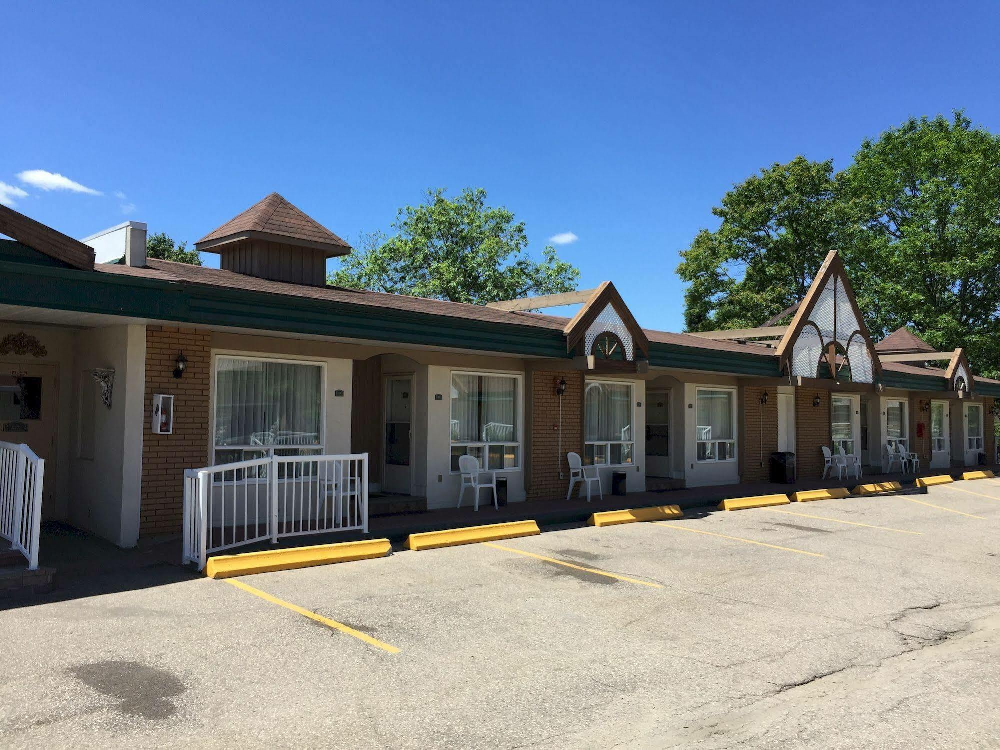 Sword Inn Bancroft Exterior foto